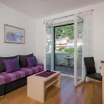With Swimming Pool Hvar - 22431 דירה חוואר