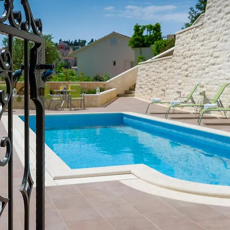 Daire With Swimming Pool Hvar - 22431 Hvar Town