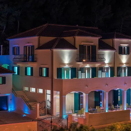 With Swimming Pool Hvar - 22431 דירה חוואר